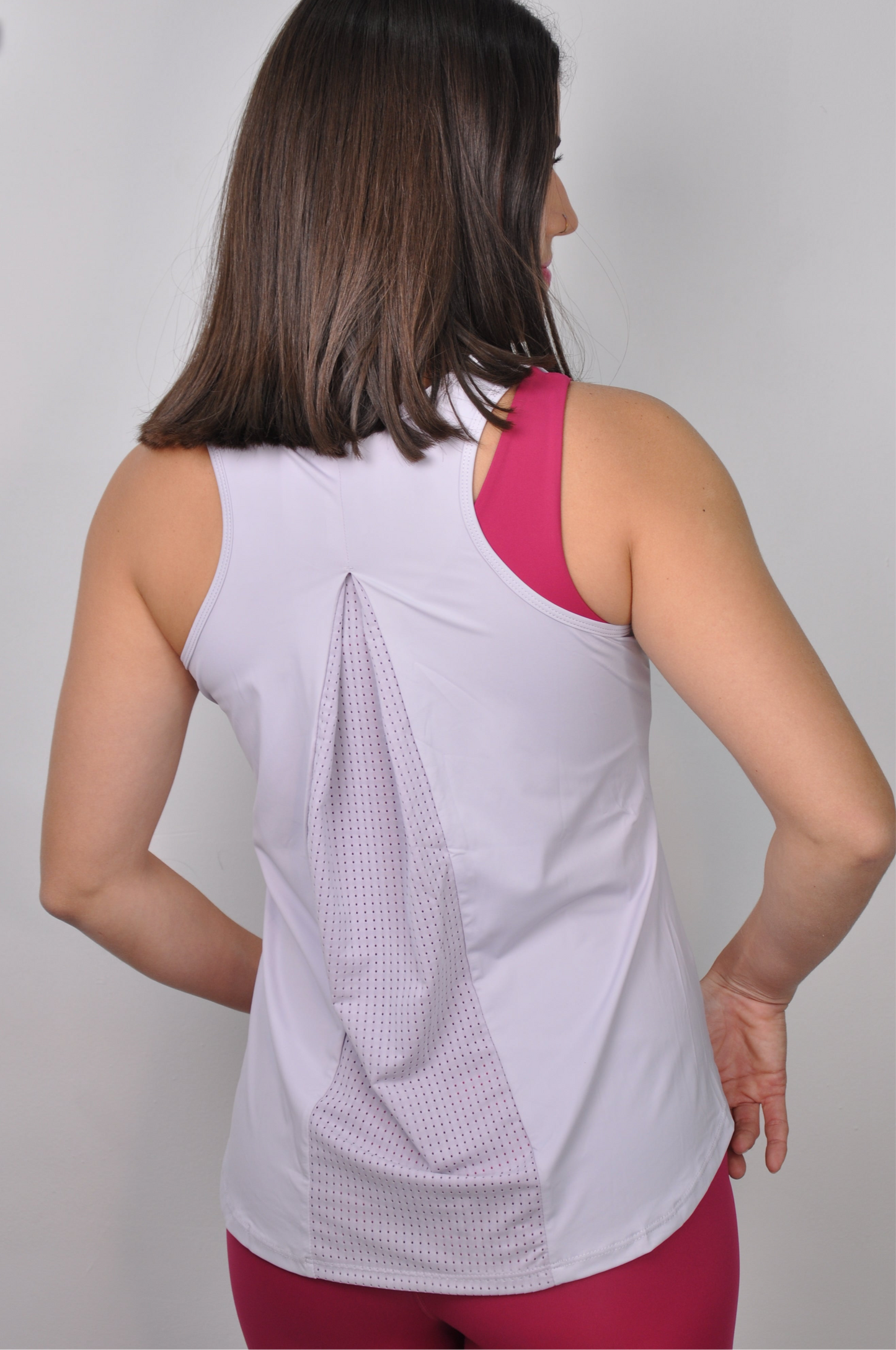 Top espalda con huequitos