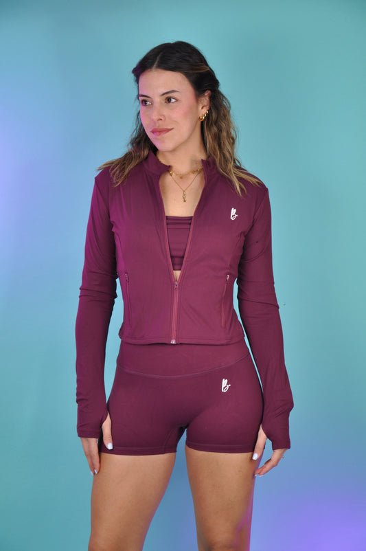 Conjunto de top, shorts y chaqueta (3 piezas)