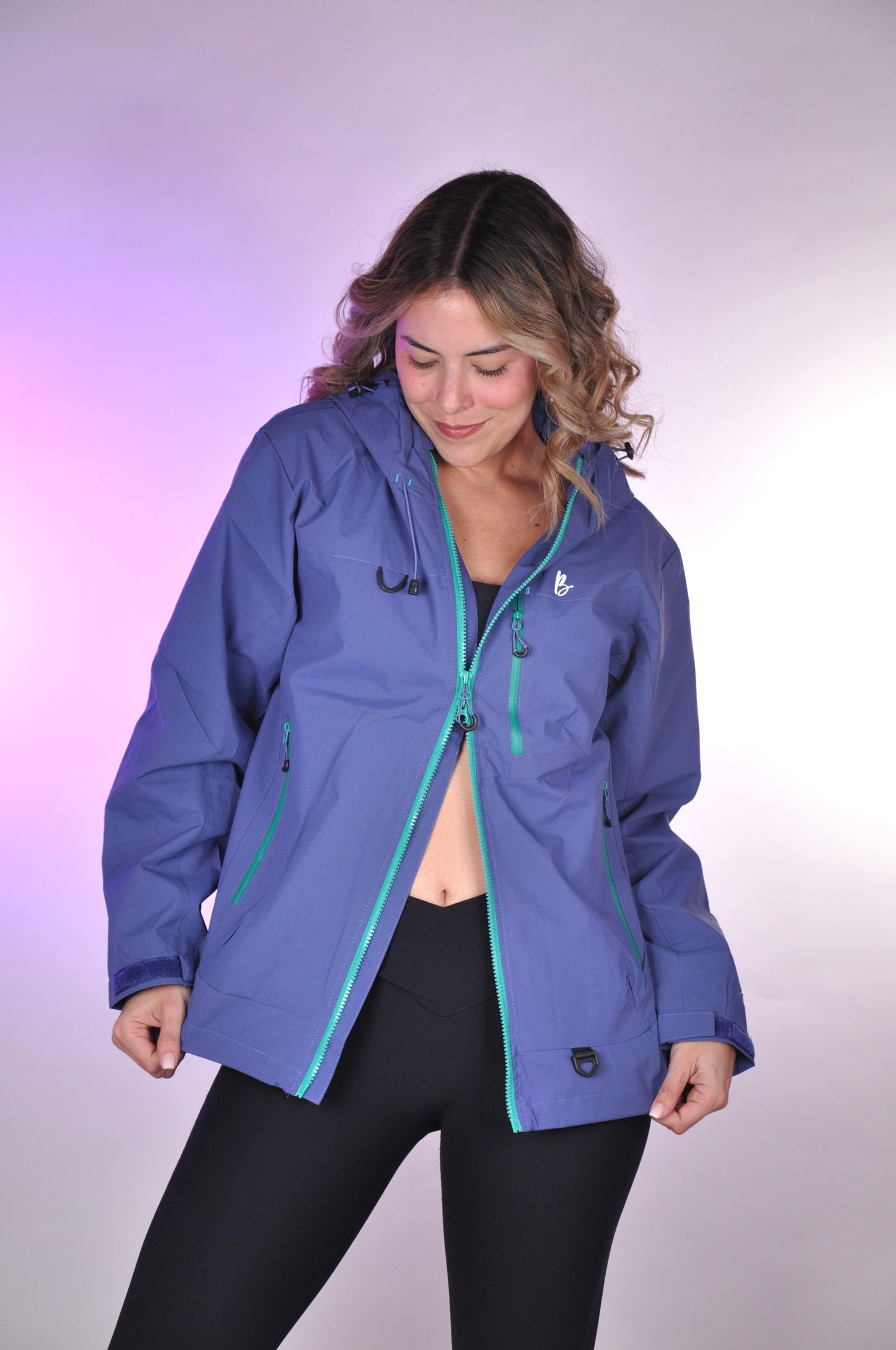 Chaqueta unicolor con cierre