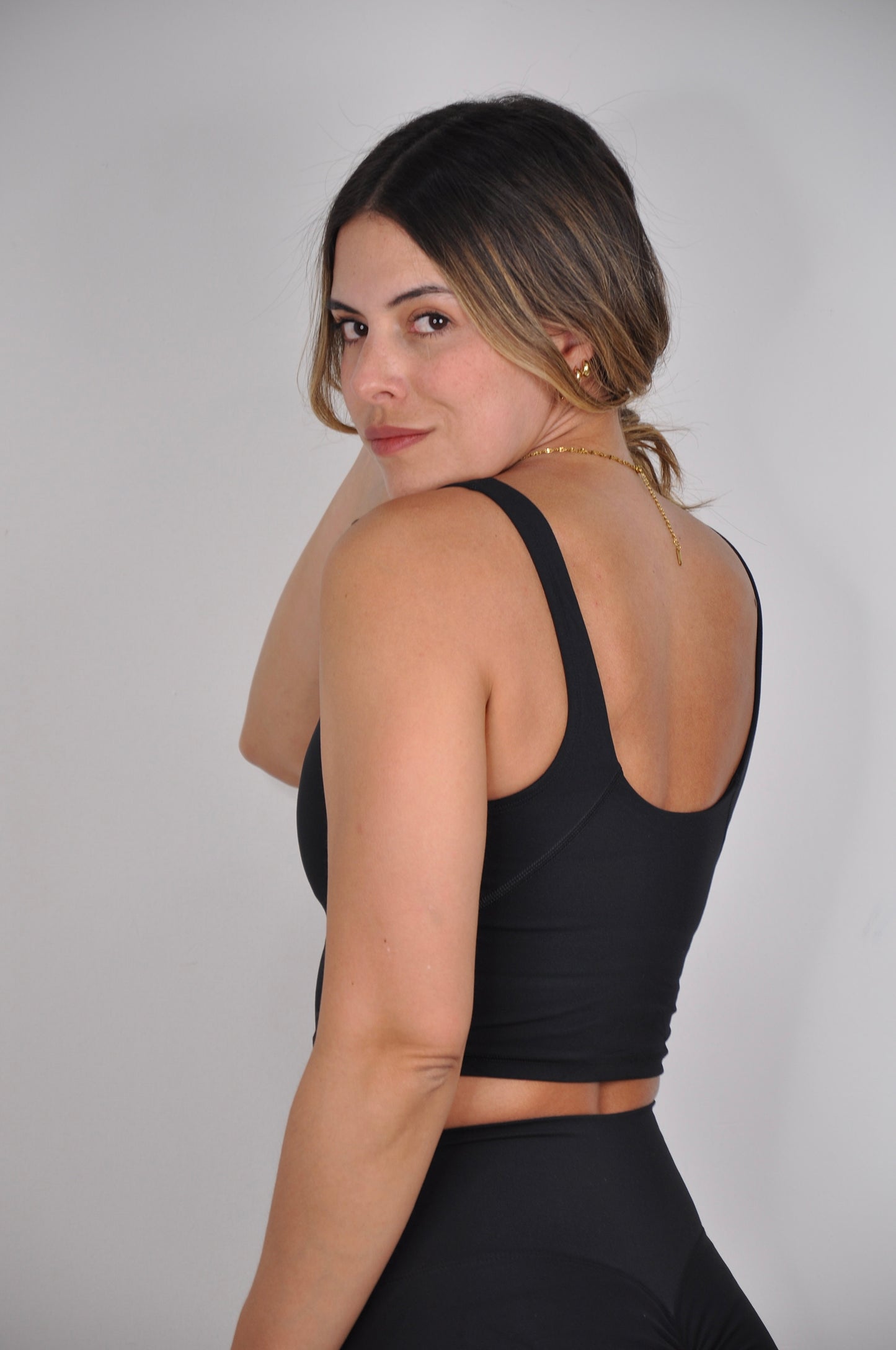Sport bra curved