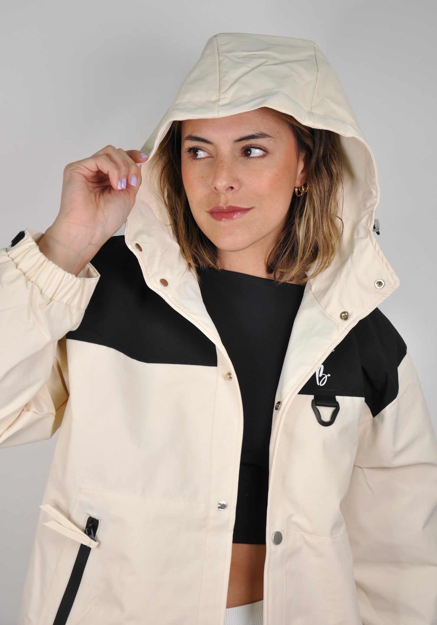 Chaqueta bicolor de cierre oversized