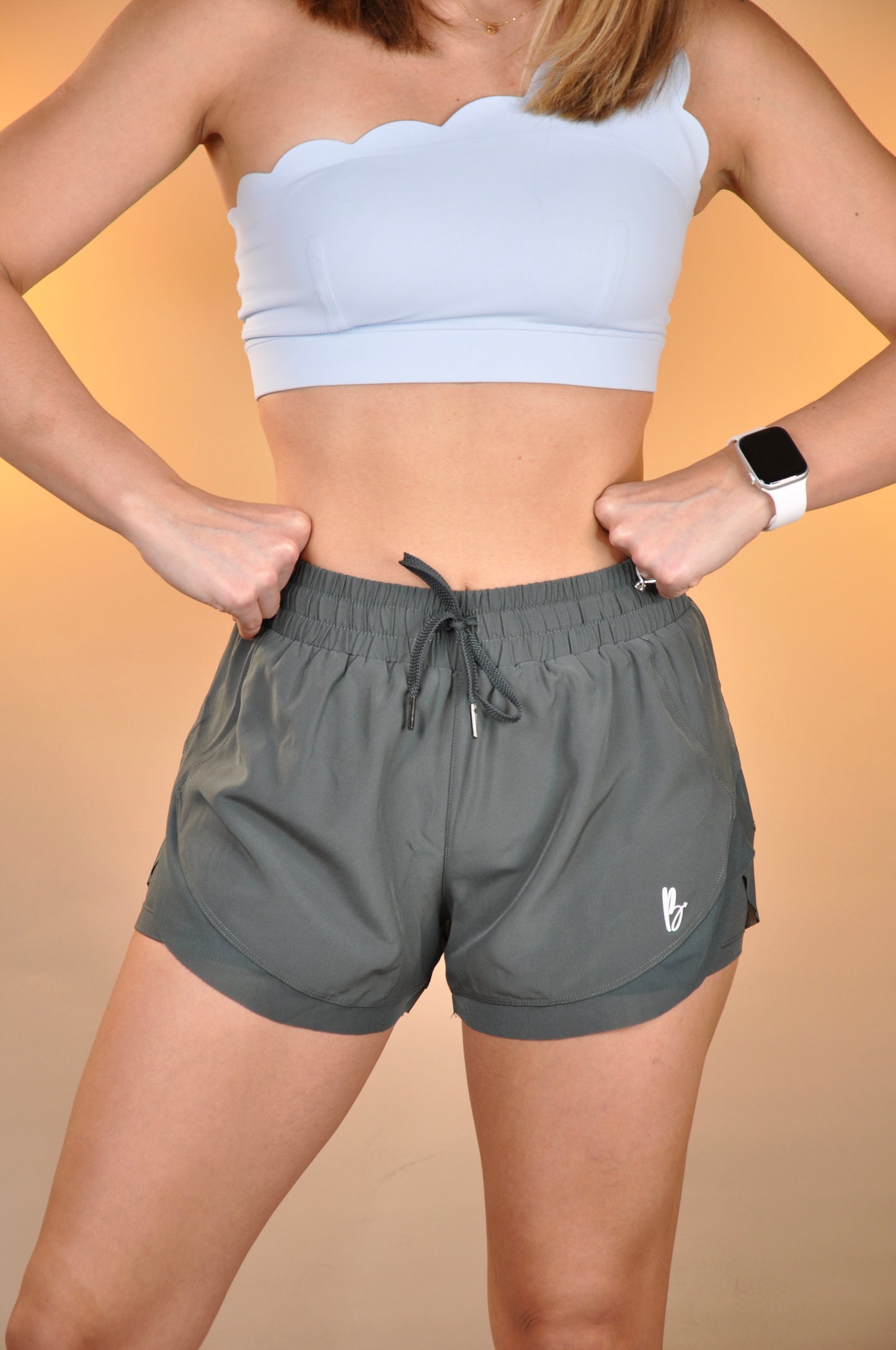 Shorts sueltos tulip mesh