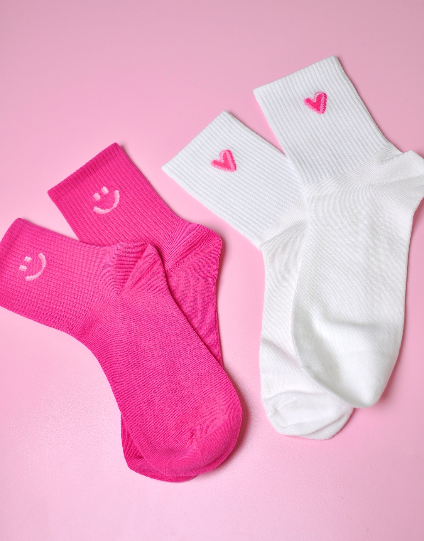 Crew socks (happy face&heart)