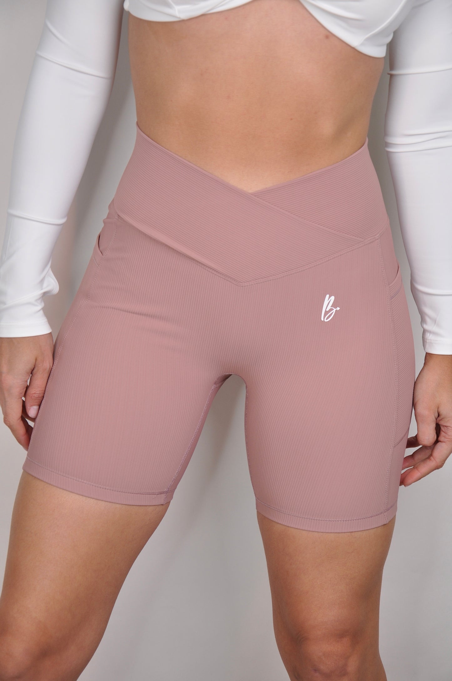 Bikers V cut text con bolsillo