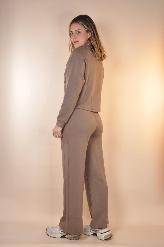 Conjunto de chaqueta y sweatpants