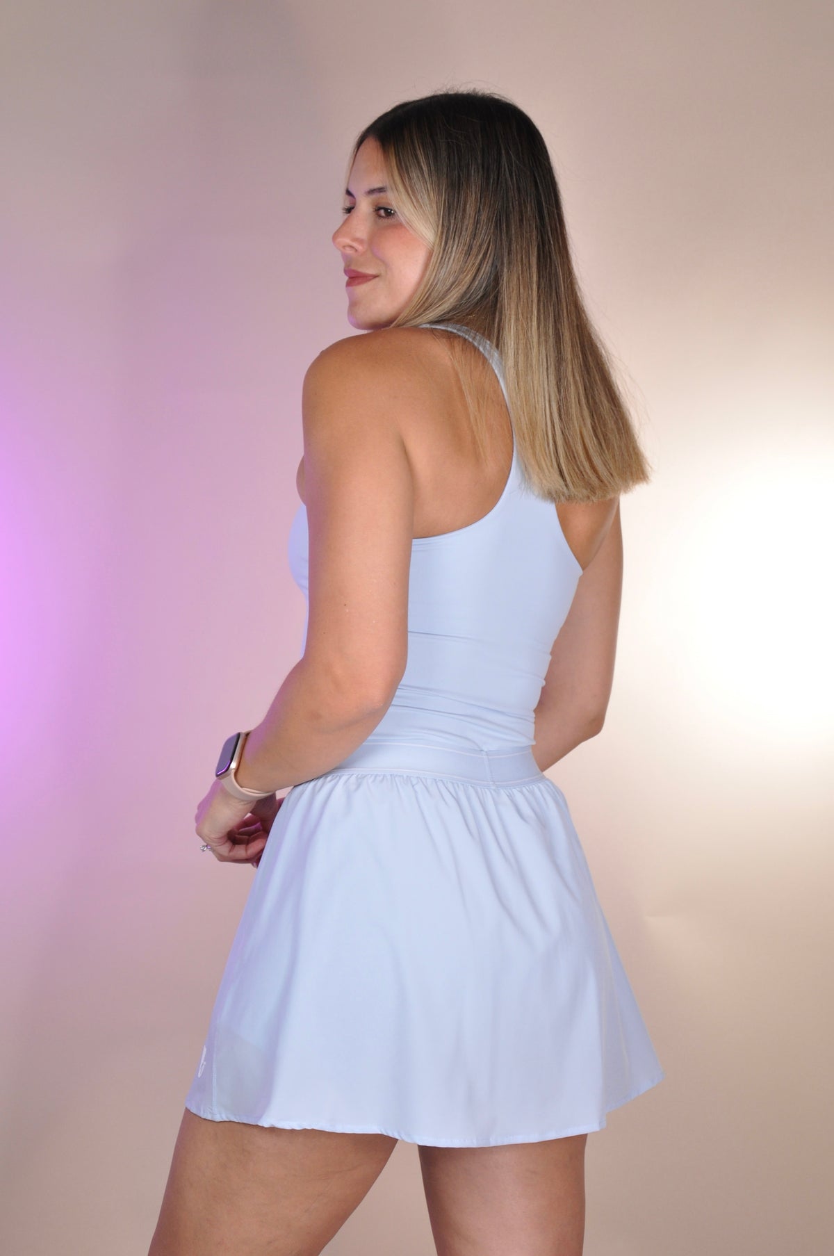 Conjunto top largo y falda con borde