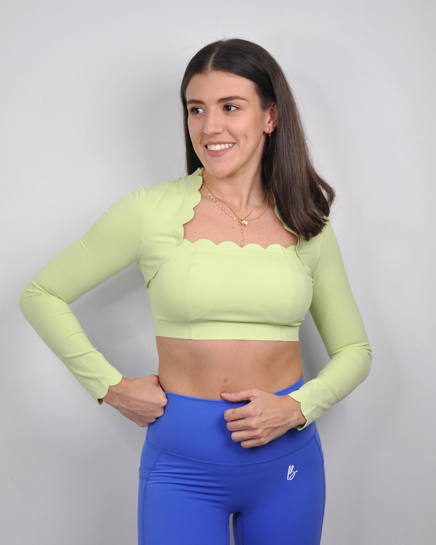 Top manga larga scalloped (corto)