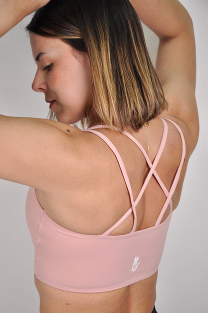 Sport bra criss cross
