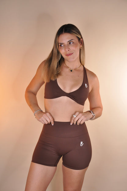 Conjunto top twisted y shorts
