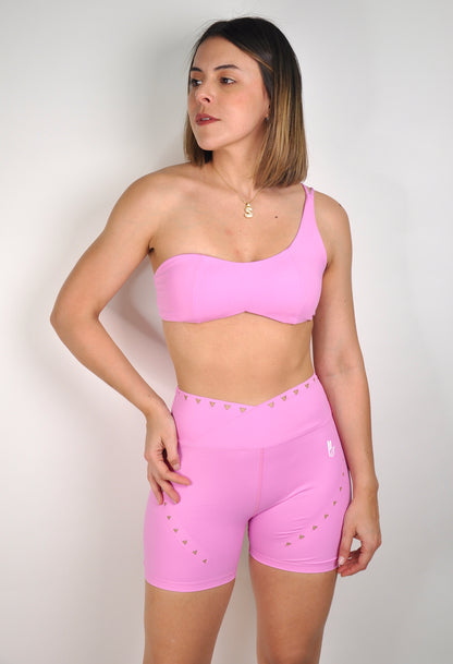 Conjunto top de lado y shorts cutout