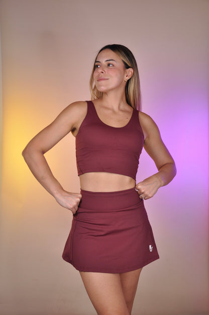 Conjunto curved y falda semi plisada