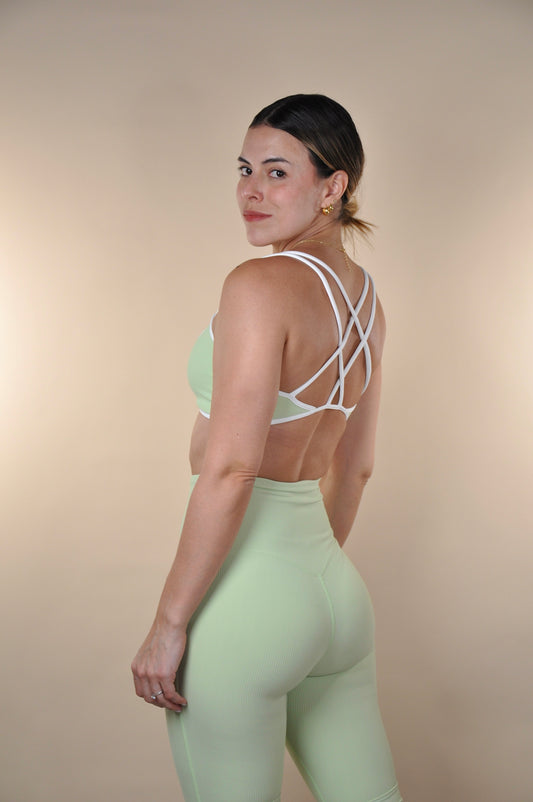 Conjunto con borde y leggings text