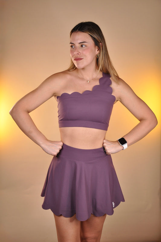 Conjunto top de lado scalloped y falda