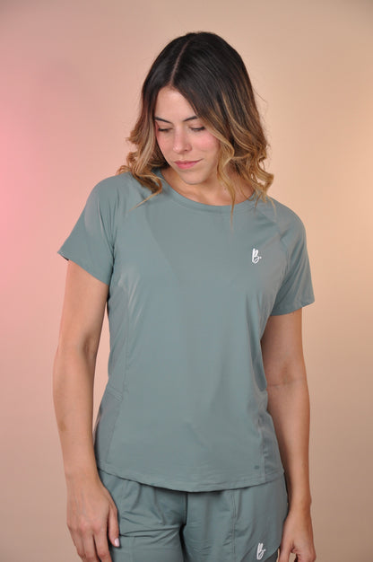 Top manga corta con mesh