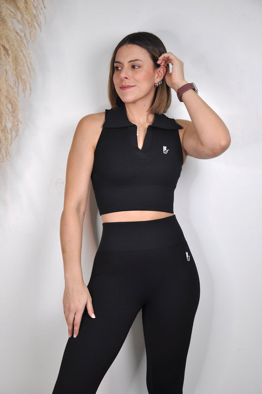Conjunto top cuello y leggings