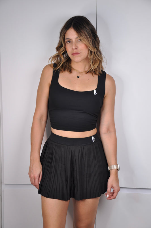 Conjunto top recto y falda plisada