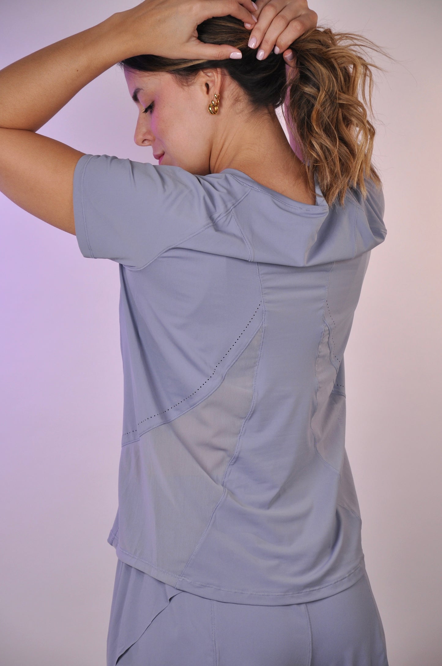 Top manga corta con mesh