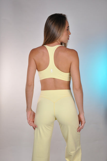 Conjunto de bra y pants bota recta