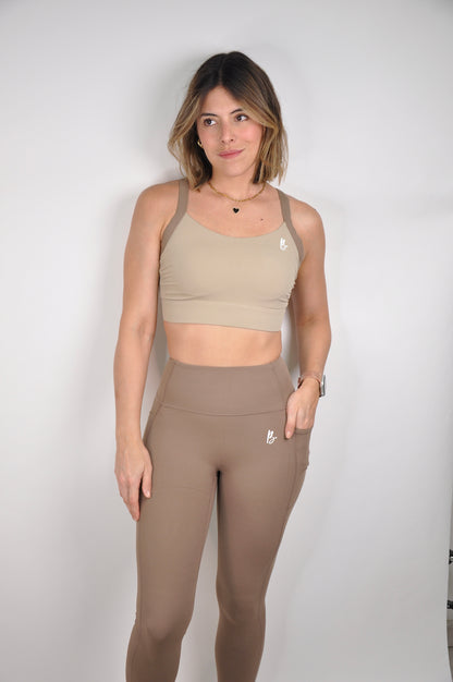 Conjunto top bicolor y leggings