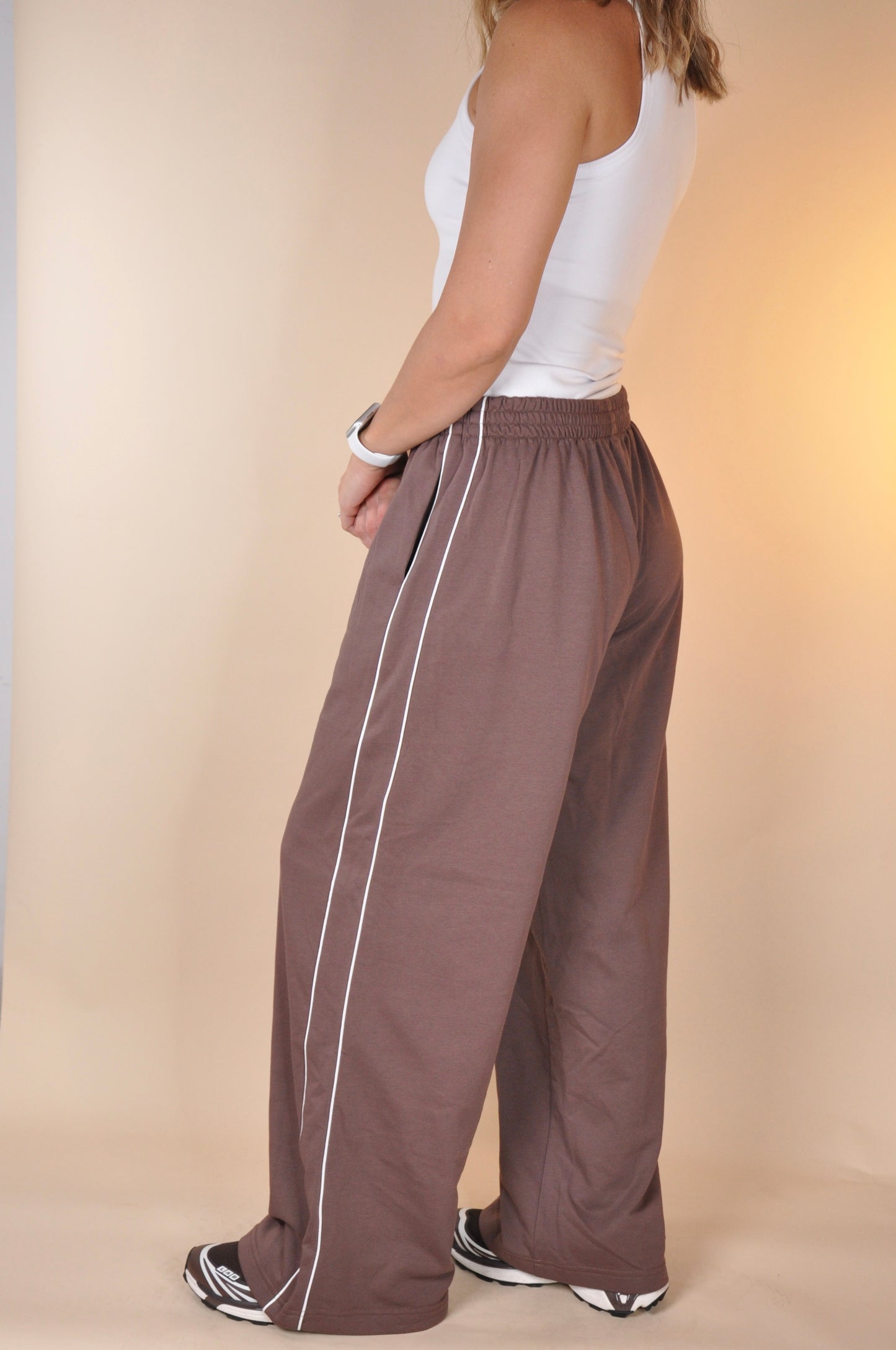 Wide leg sweatpants