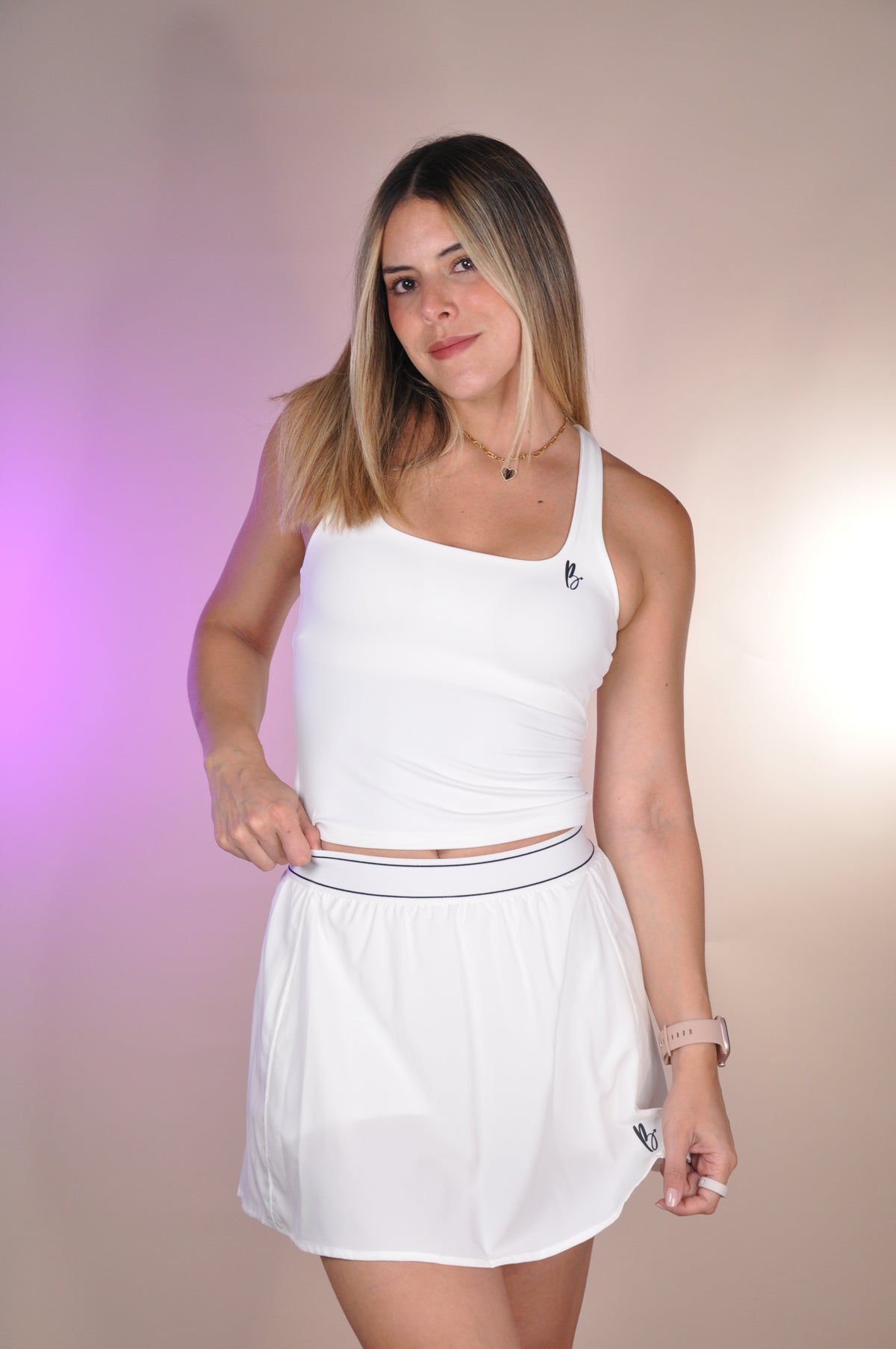 Conjunto top largo y falda con borde