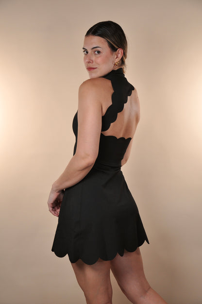 Vestido halter scalloped