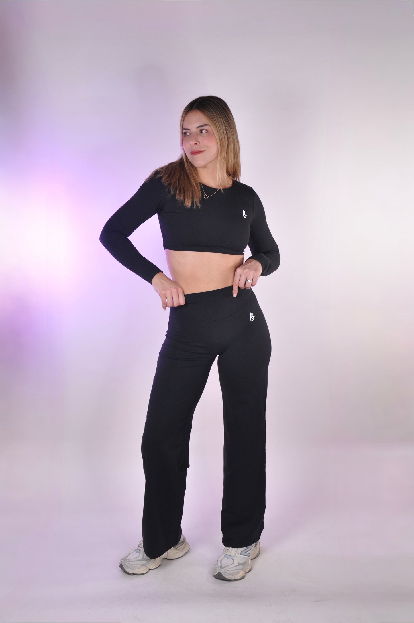 Conjunto manga larga y flared pants