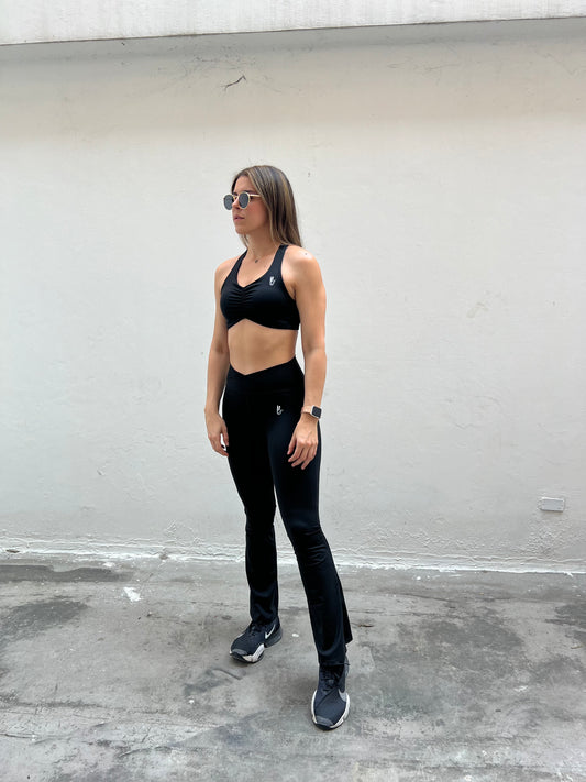 Flare pants V cut
